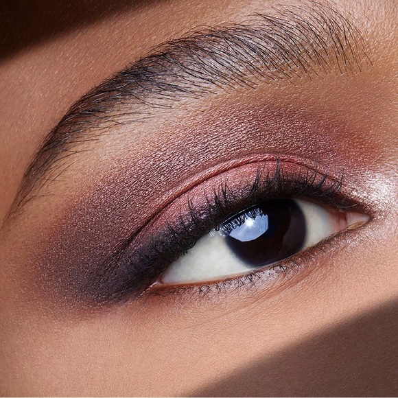 Estee Lauder Red and Gold Eyeshadow Palette Luxurious Shimmer - Picture 4 of 8